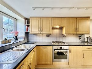 Photo 12- click for photo gallery